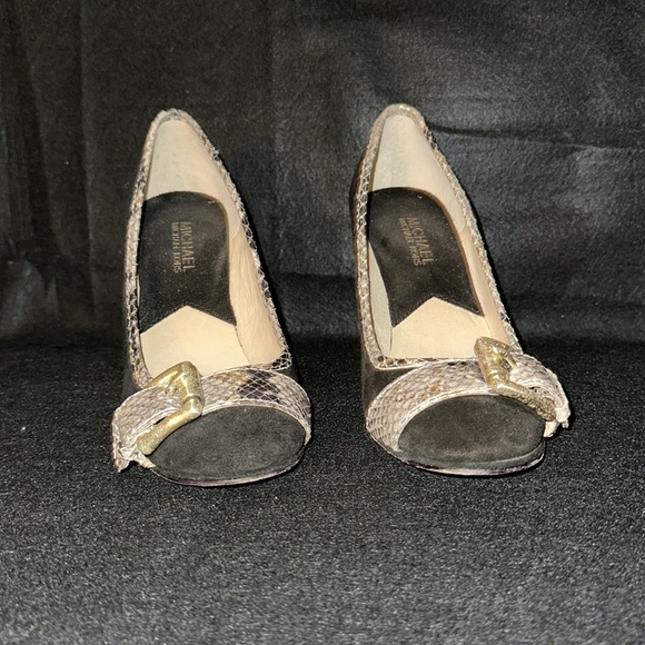 Michael Kors pumps - Picture 2 of 9